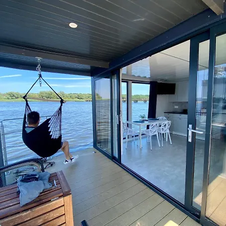 Na Wodzie - Houseboat Porta Mare Apartament